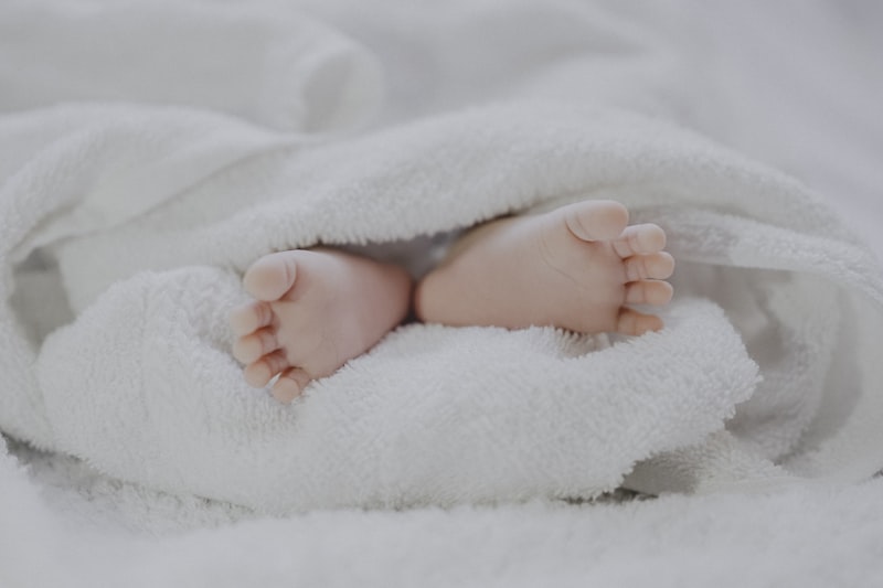 Baby changing for dads: why it's still a problem and what to actually do